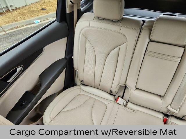 Used 2019 Lincoln Nautilus Reserve w/ Driver Assistance Package image 16