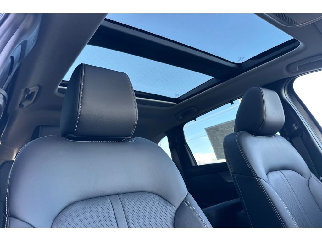 New 2026 MAZDA CX-90 Plug-In Hybrid w/Premium Sport image 17