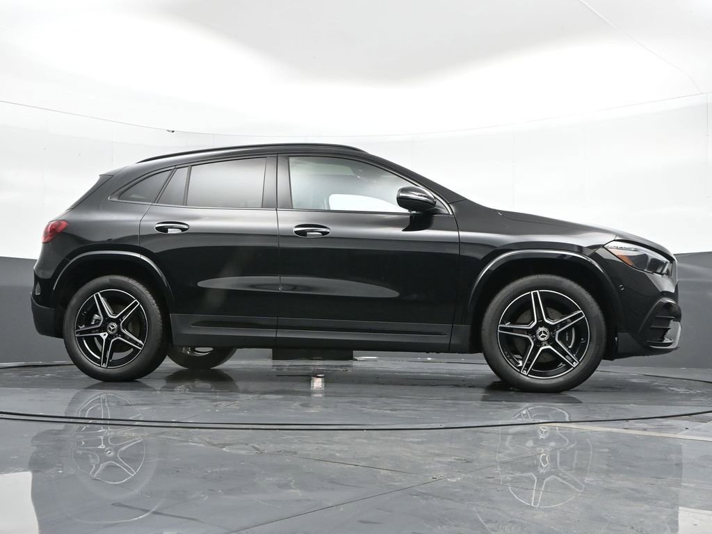 New 2025 Mercedes-Benz GLA 250 4MATIC image 42