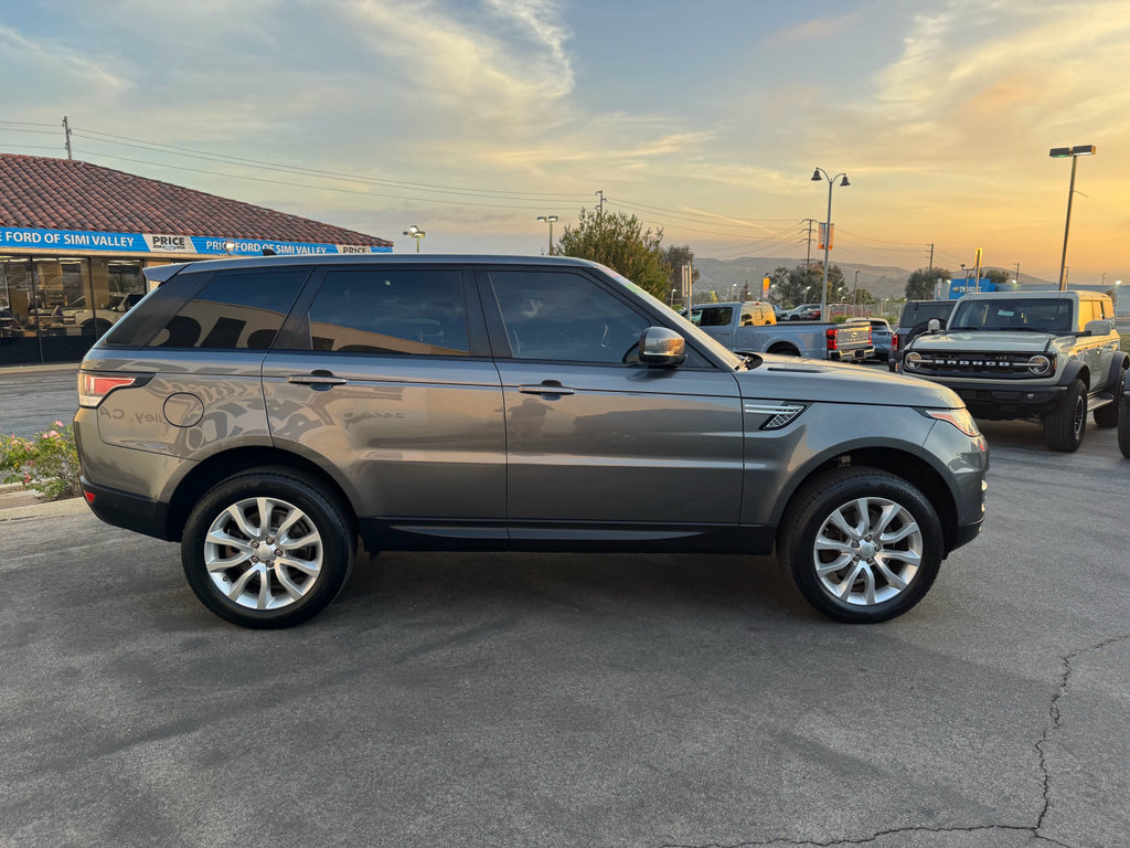 Used 2016 Land Rover Range Rover Sport HSE AWD/4WD image 2