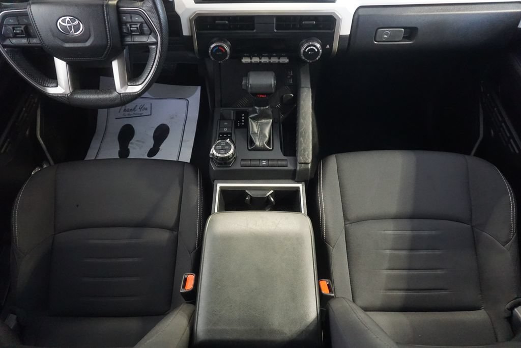 Used 2024 Toyota Tacoma TRD Off-Road AWD/4WD image 28