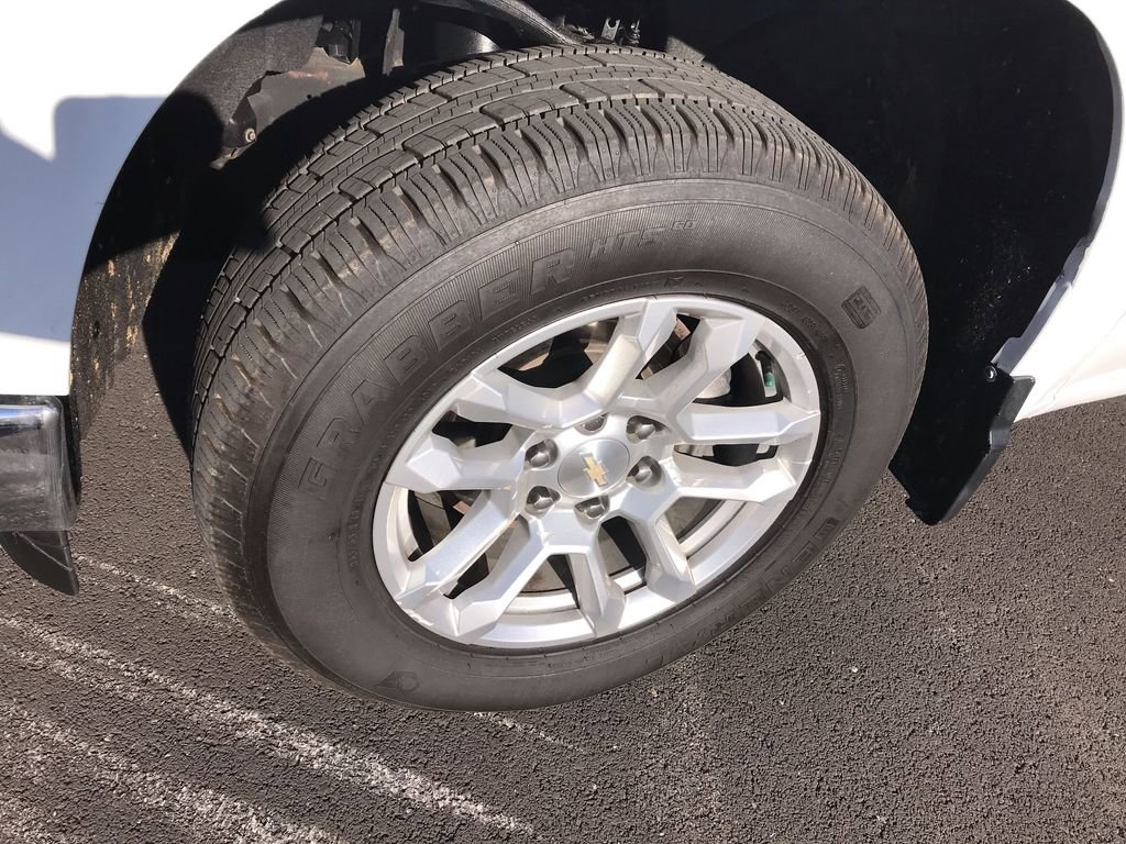 Used 2022 Chevrolet Silverado 1500 LT AWD/4WD image 10