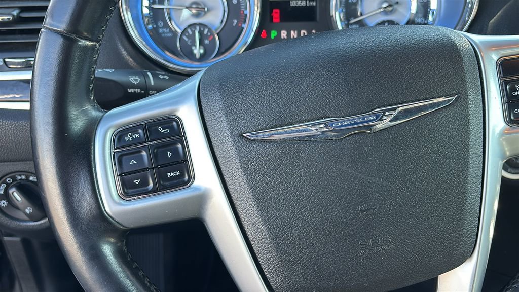 Used 2011 Chrysler 300 Limited image 17