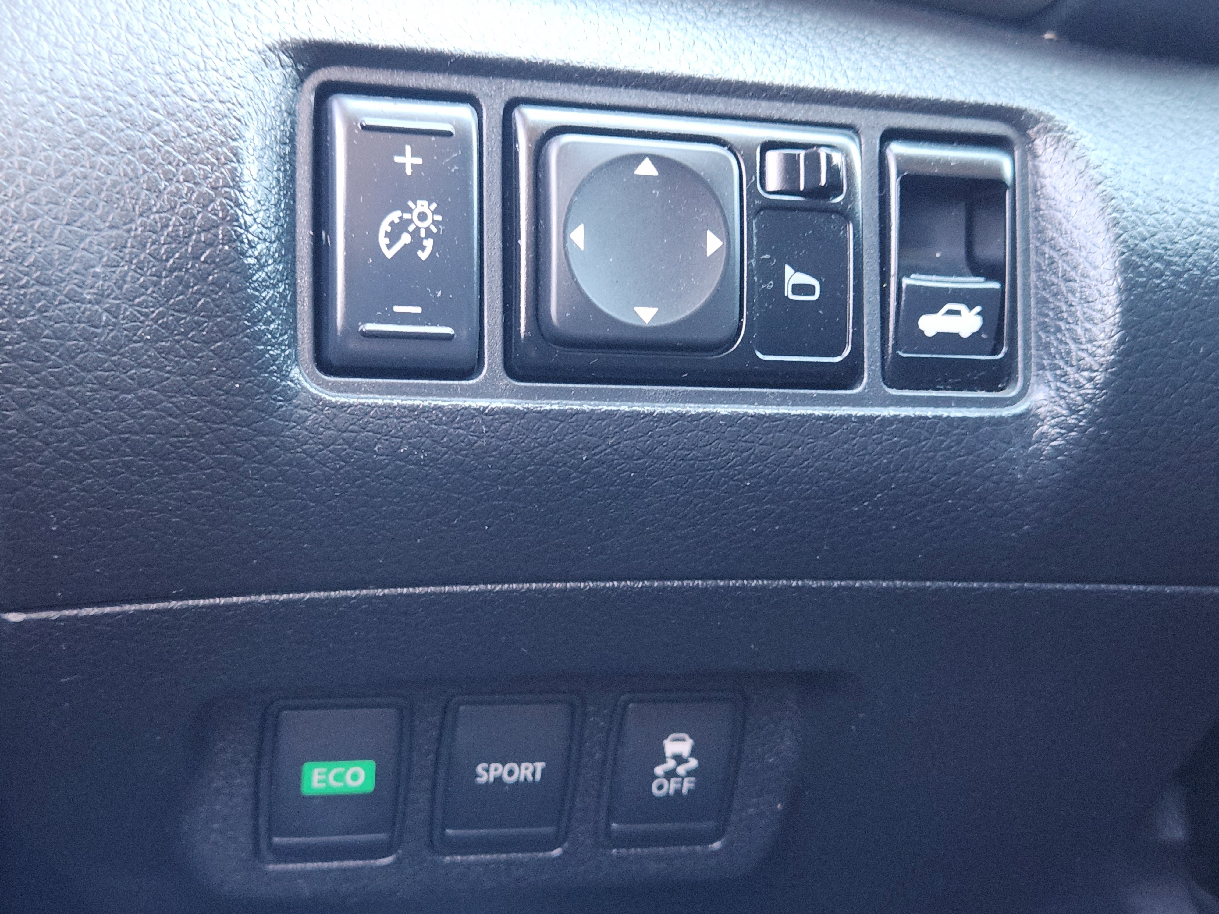 Used 2014 Nissan Sentra S image 22