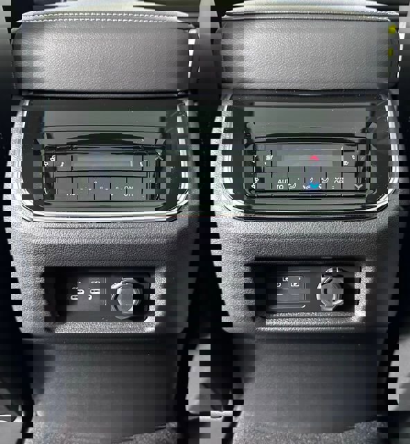 Used 2026 INFINITI QX80 Pure w/ Cargo Package image 22