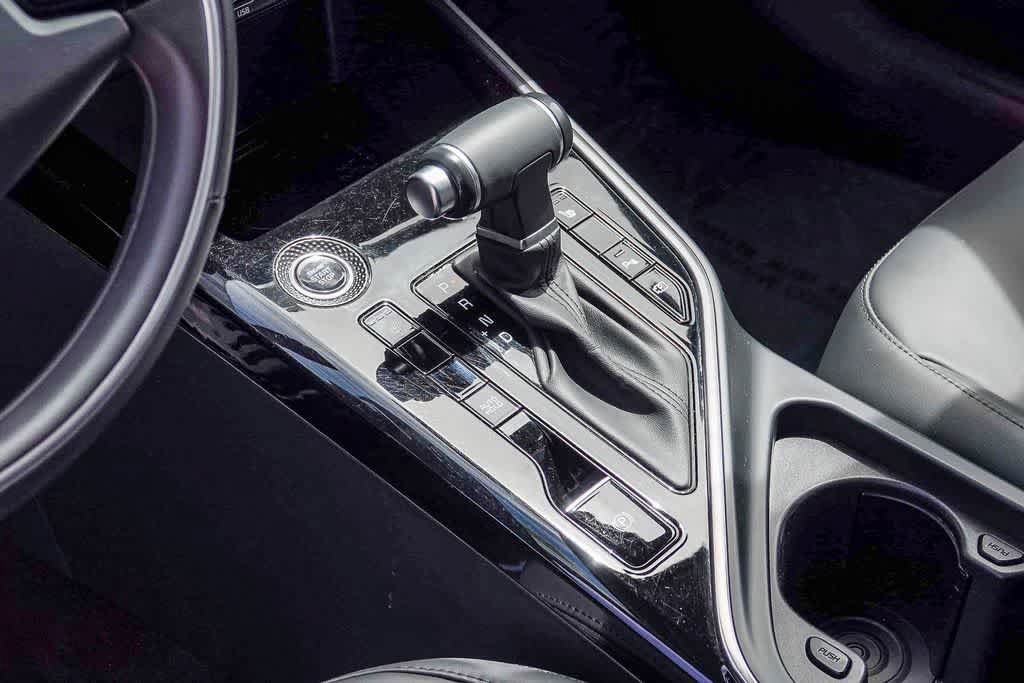 Certified 2023 Kia Niro EX Touring FWD image 18