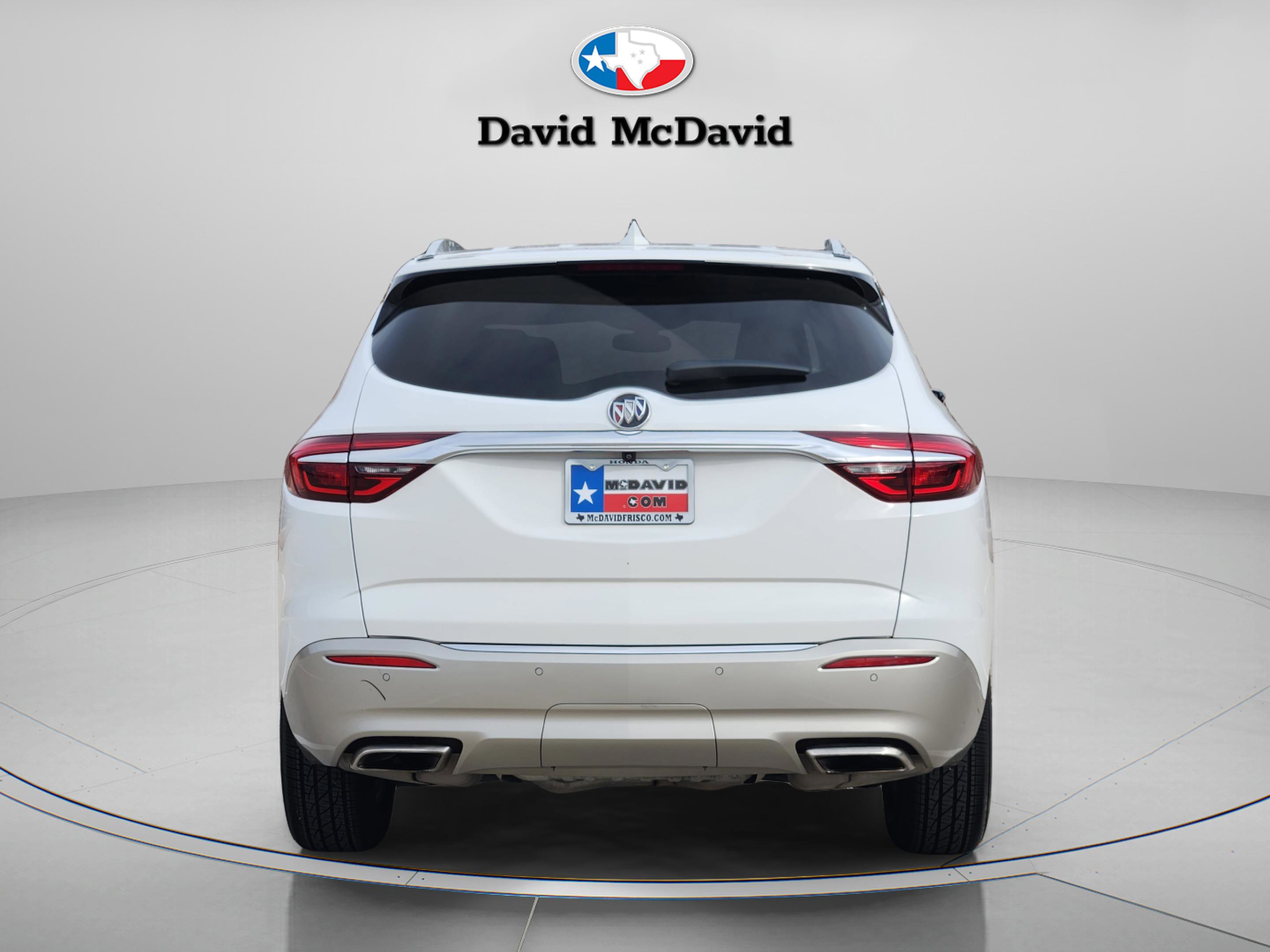 Used 2021 Buick Enclave Essence image 5