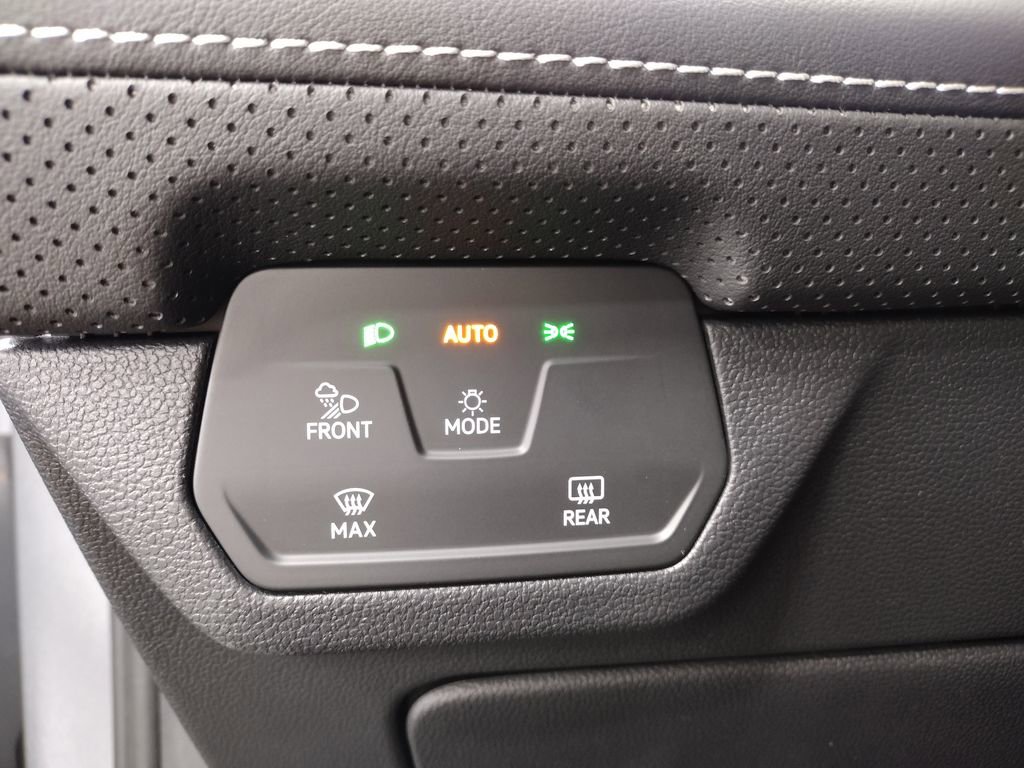 New 2026 Volkswagen Atlas Cross Sport SEL Premium R-Line image 30