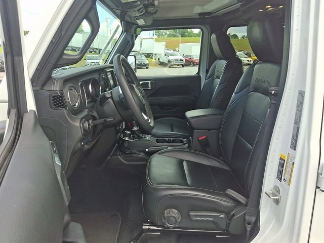 Used 2023 Jeep Wrangler Unlimited Sahara w/ Cold Weather Group AWD/4WD image 13