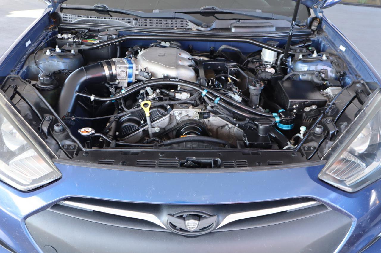 Used 2015 Hyundai Genesis 3.8 image 28