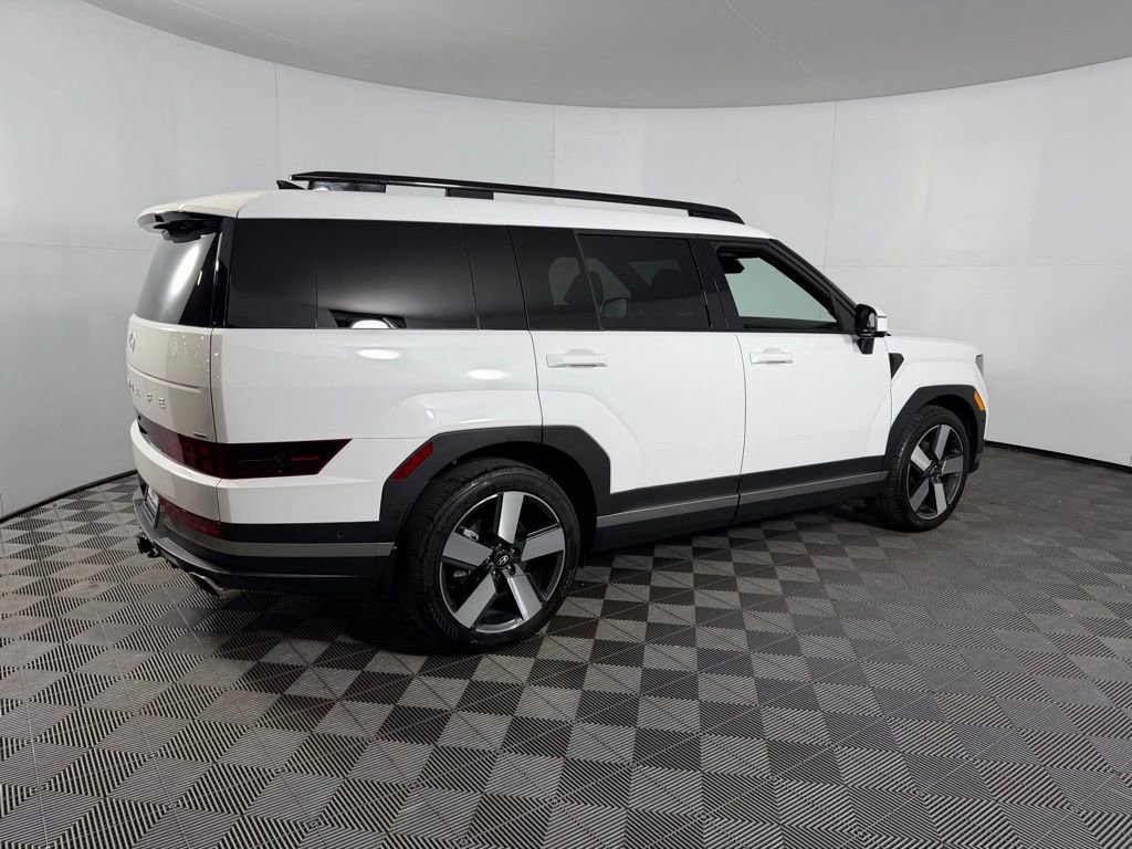 Used 2025 Hyundai Santa Fe Limited image 7