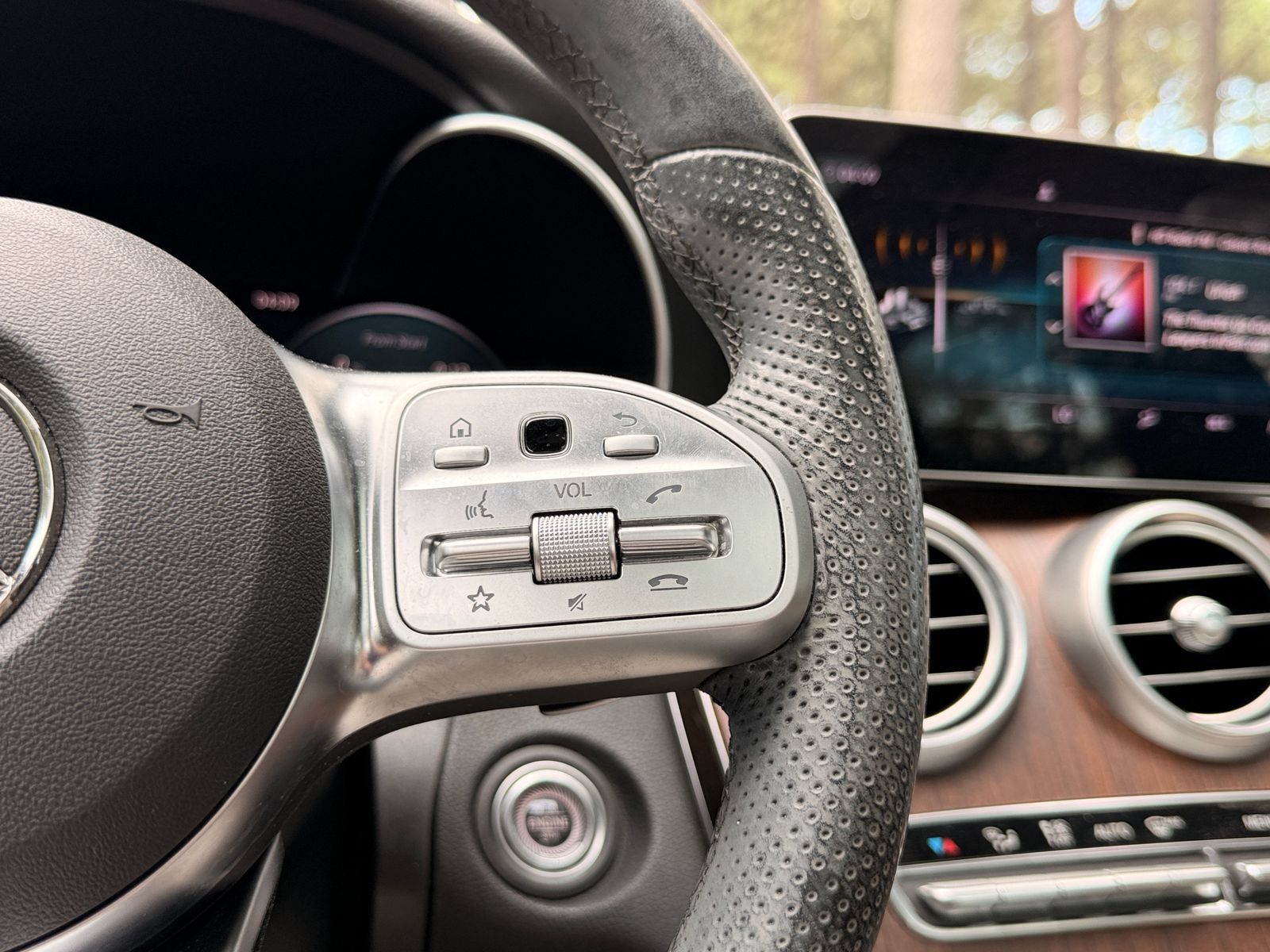 Certified 2020 Mercedes-Benz C 300 4MATIC Sedan image 24