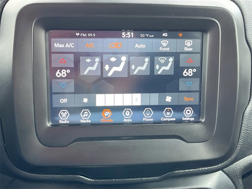 Used 2021 Jeep Renegade Latitude image 16