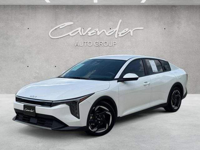 Used 2025 Kia K4 EX FWD image 1