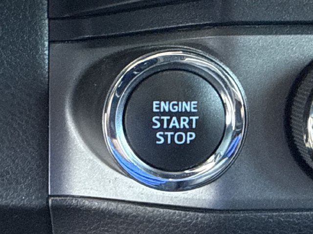 Used 2021 Toyota Tacoma TRD Sport AWD/4WD image 22