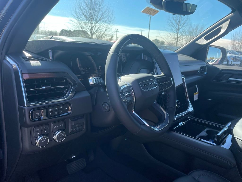 New 2026 GMC Yukon XL Denali w/ Denali Reserve Package image 10