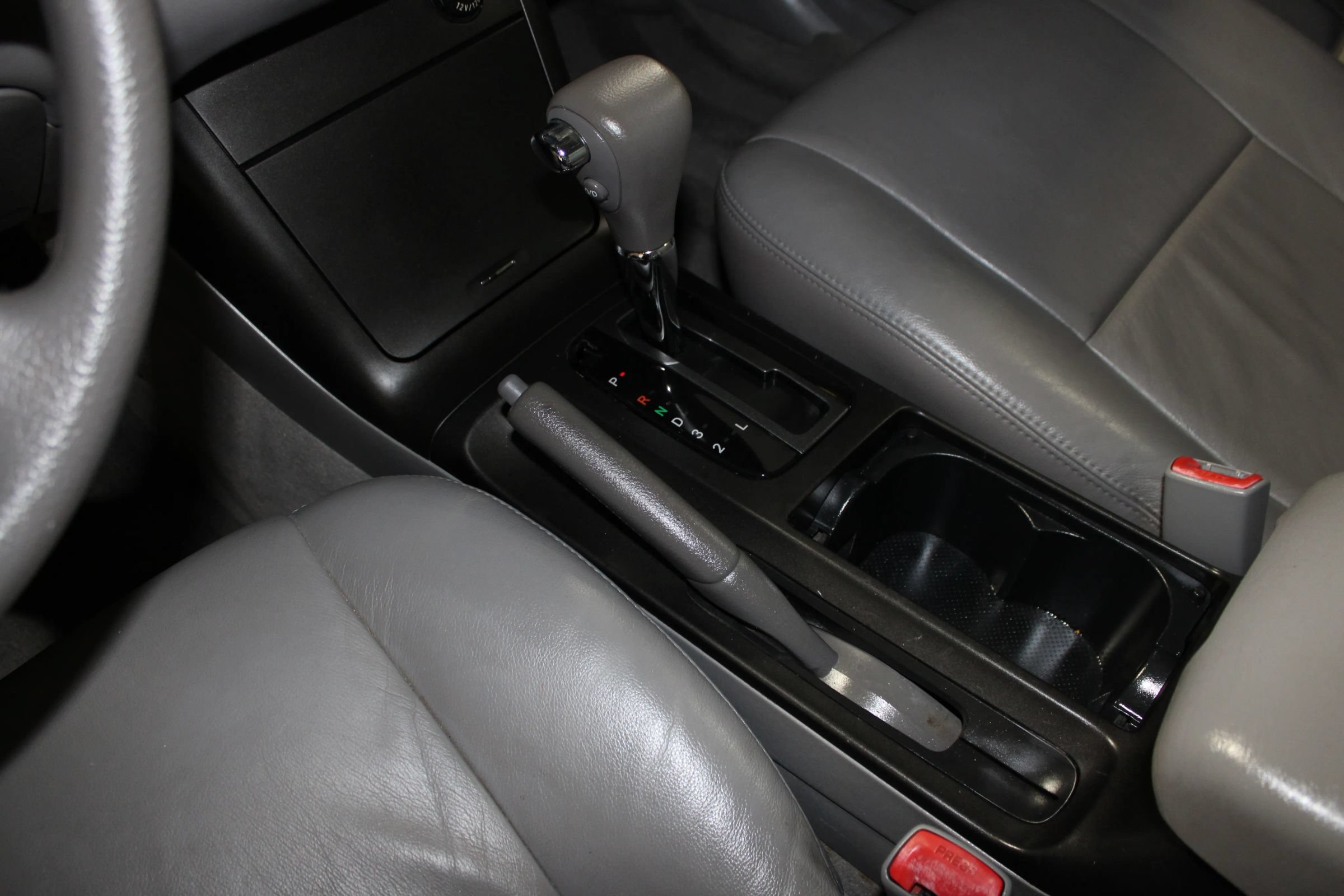 Used 2006 Toyota Camry LE FWD image 16