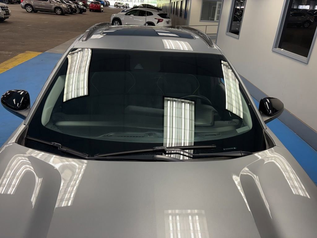 Used 2024 Chevrolet Trax ACTIV w/ Sunroof Package FWD image 13