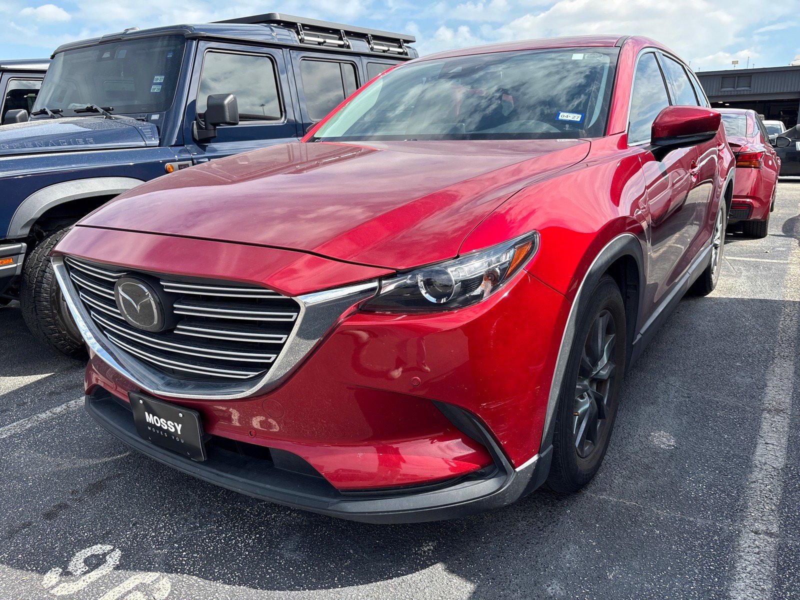 Used 2020 MAZDA CX-9 Touring w/ Touring Premium Package FWD image 2