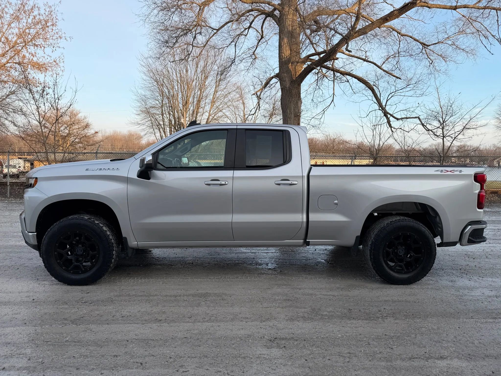 Used 2019 Chevrolet Silverado 1500 LT w/ All-Star Edition image 8