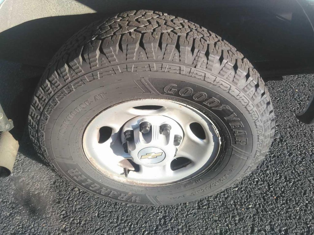 Used 2022 Chevrolet Express 2500 w/ Communications Package image 10