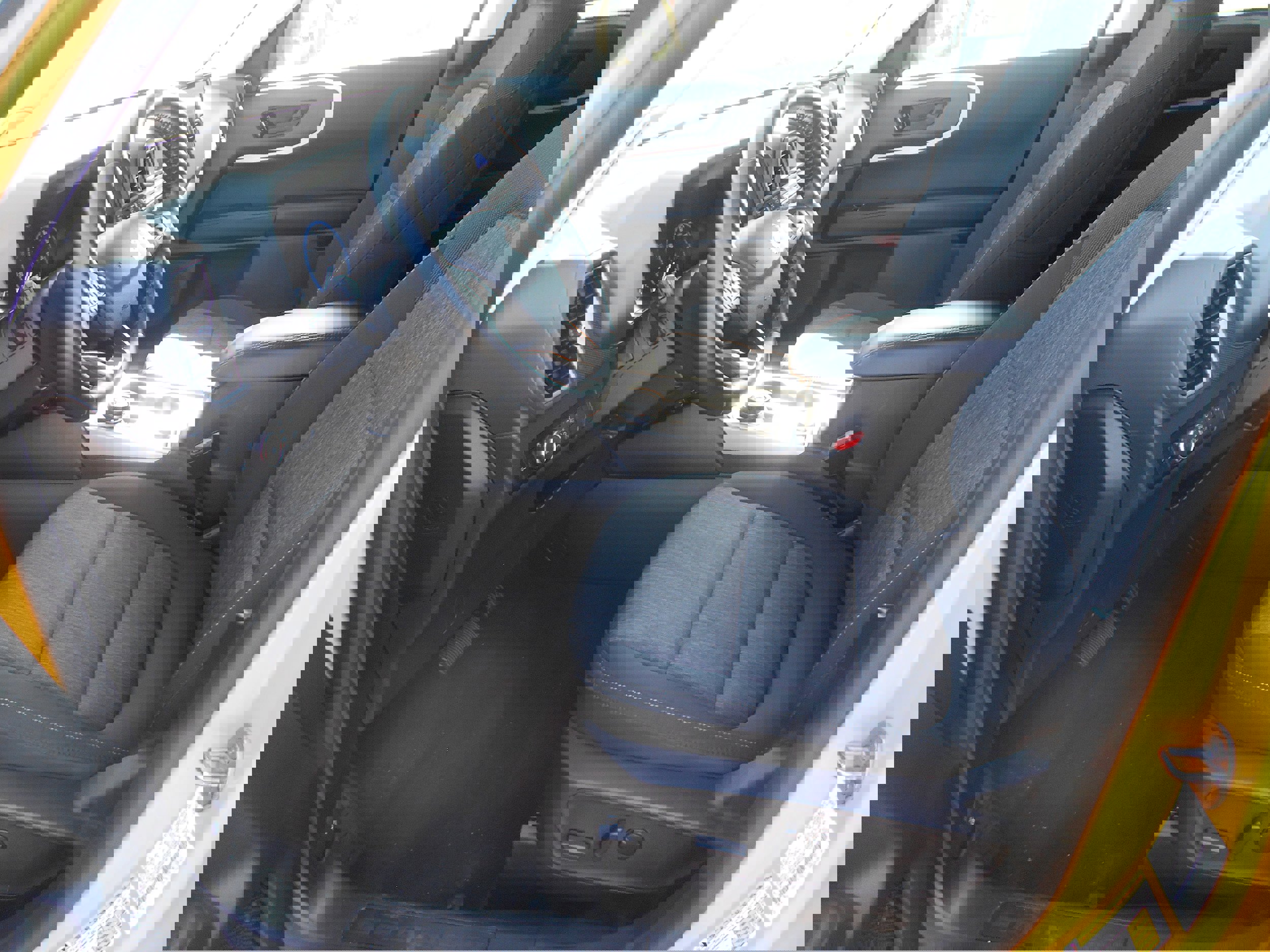 Used 2023 Ford Bronco Sport Big Bend w/ Convenience Package AWD/4WD image 2