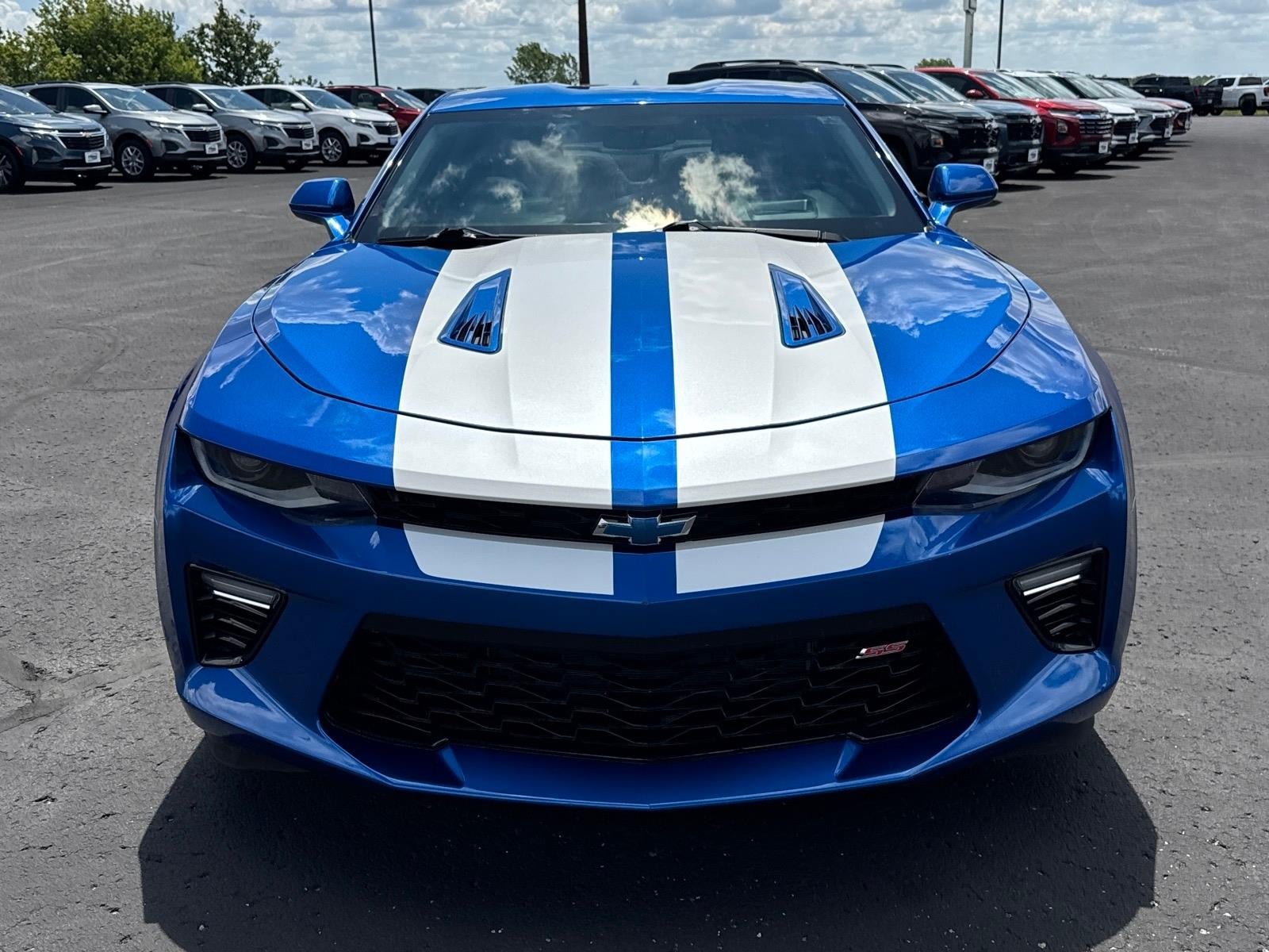 Used 2018 Chevrolet Camaro SS w/ LPO RS/SS Interior Package RWD image 4