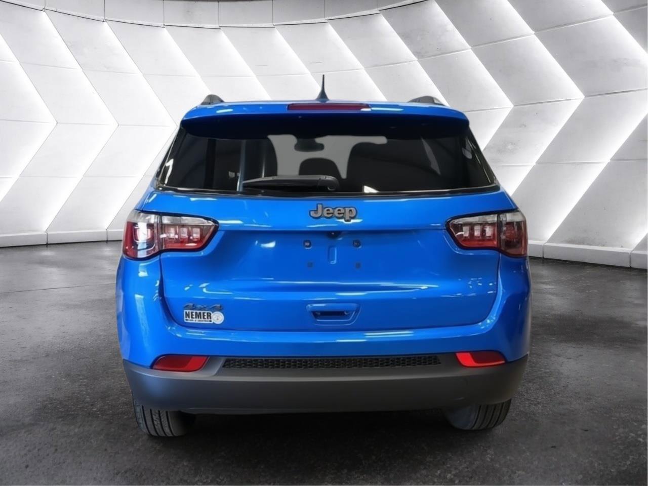 New 2026 Jeep Compass Latitude AWD/4WD image 5