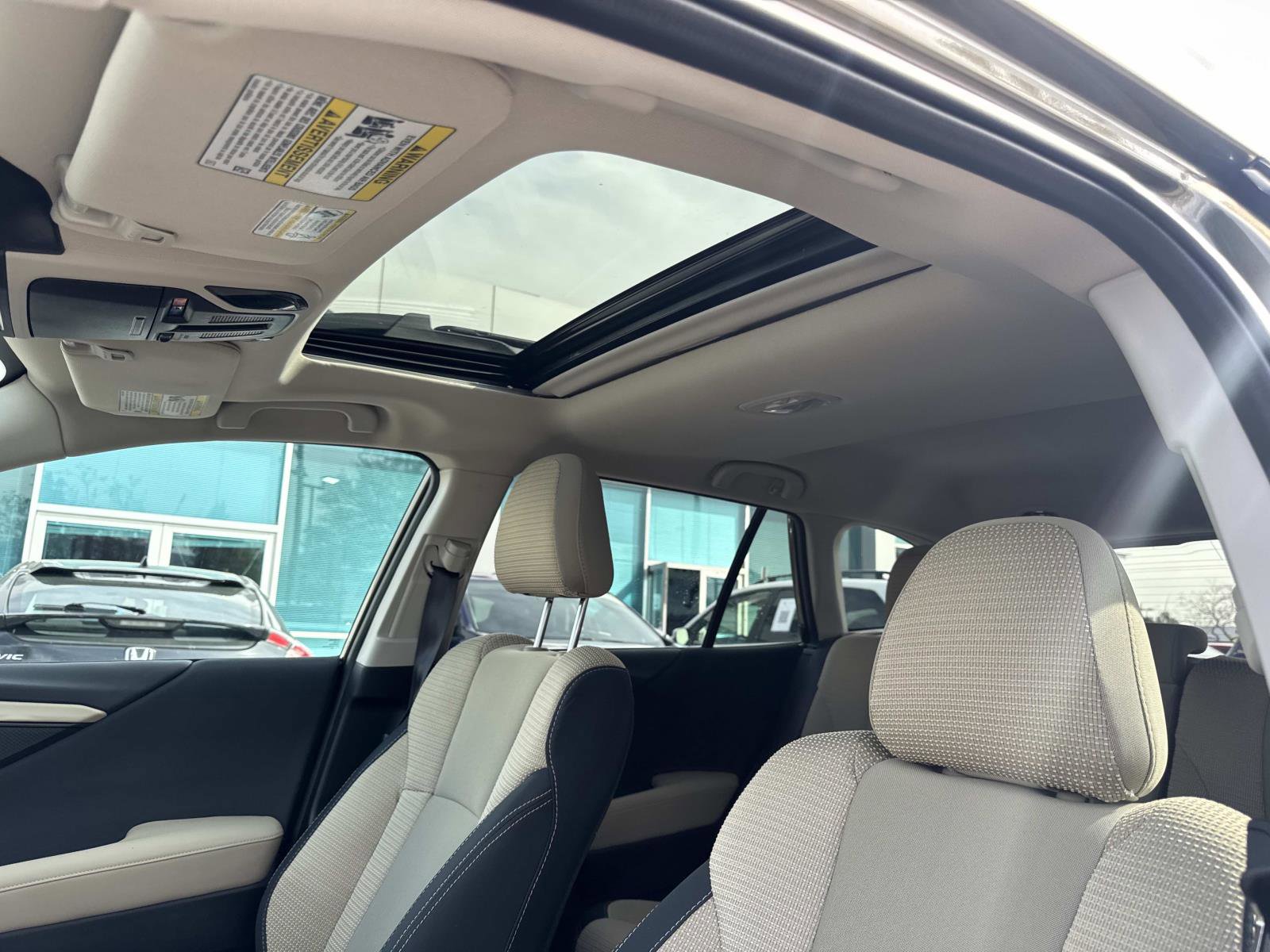 Used 2025 Subaru Outback Premium image 16