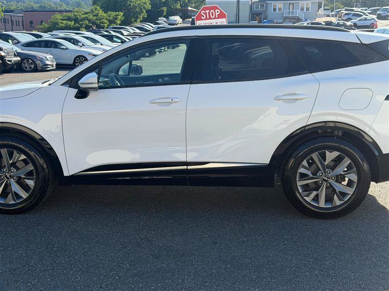 Used 2025 Kia Sportage EX w/ Premium Package FWD image 5