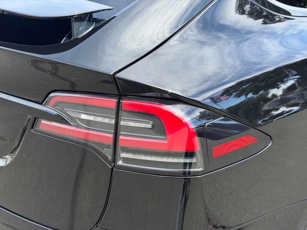 Used 2023 Tesla Model X Plaid AWD/4WD image 5