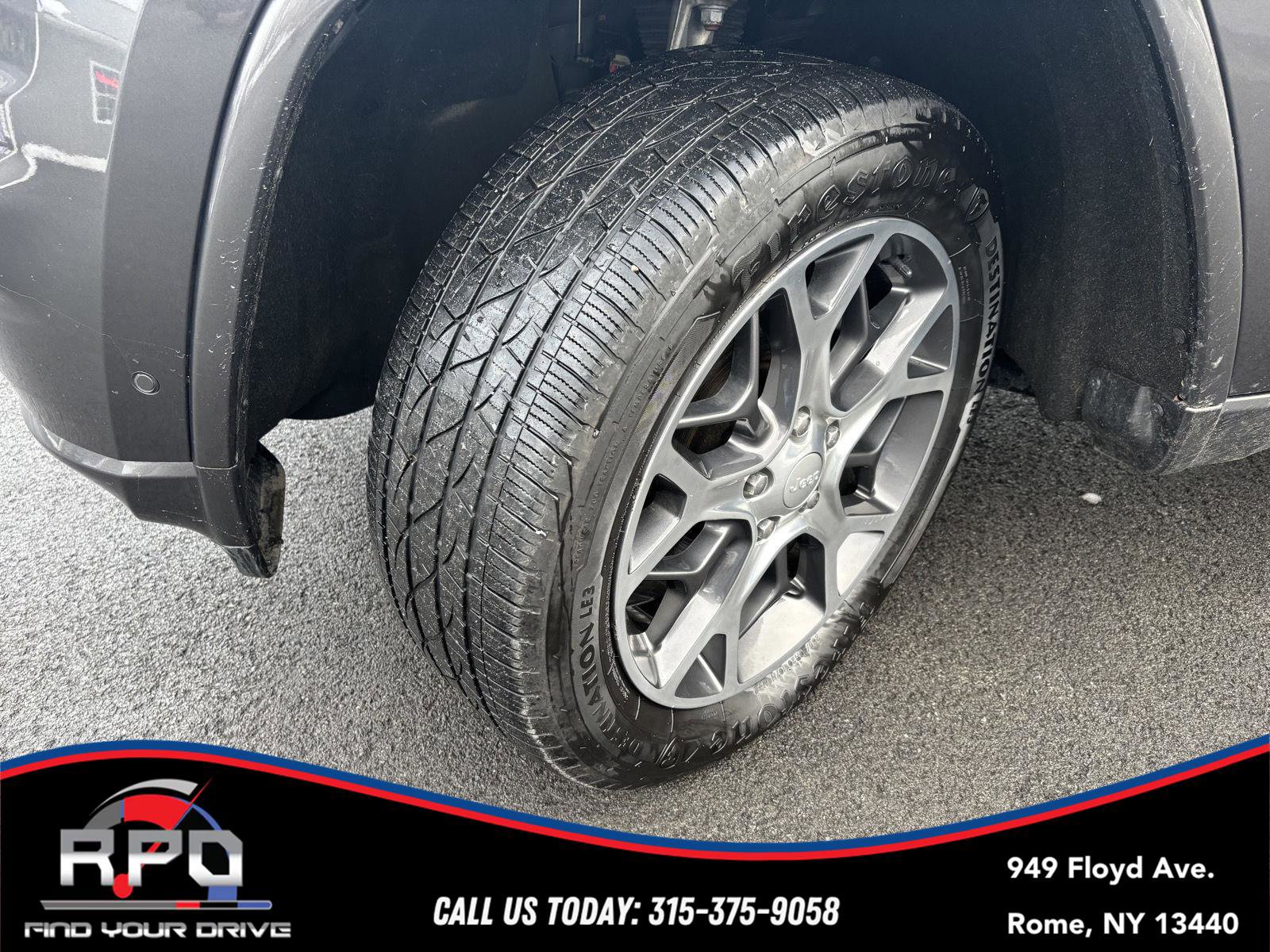 Used 2020 Jeep Grand Cherokee Overland image 11