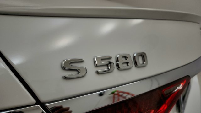 Used 2024 Mercedes-Benz S 580 4MATIC Sedan image 33