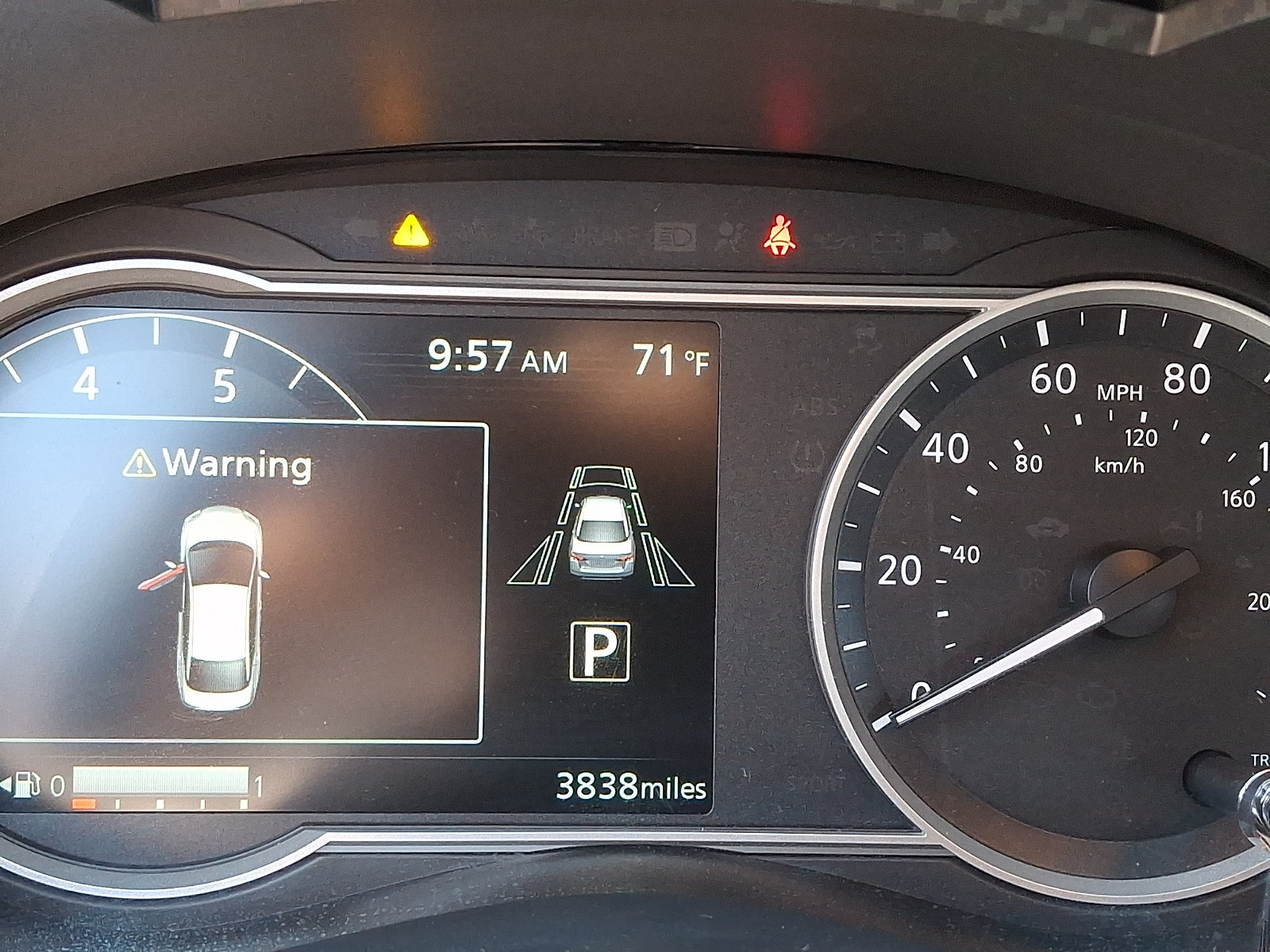 Certified 2025 Nissan Versa SV w/ Trunk Package FWD image 21