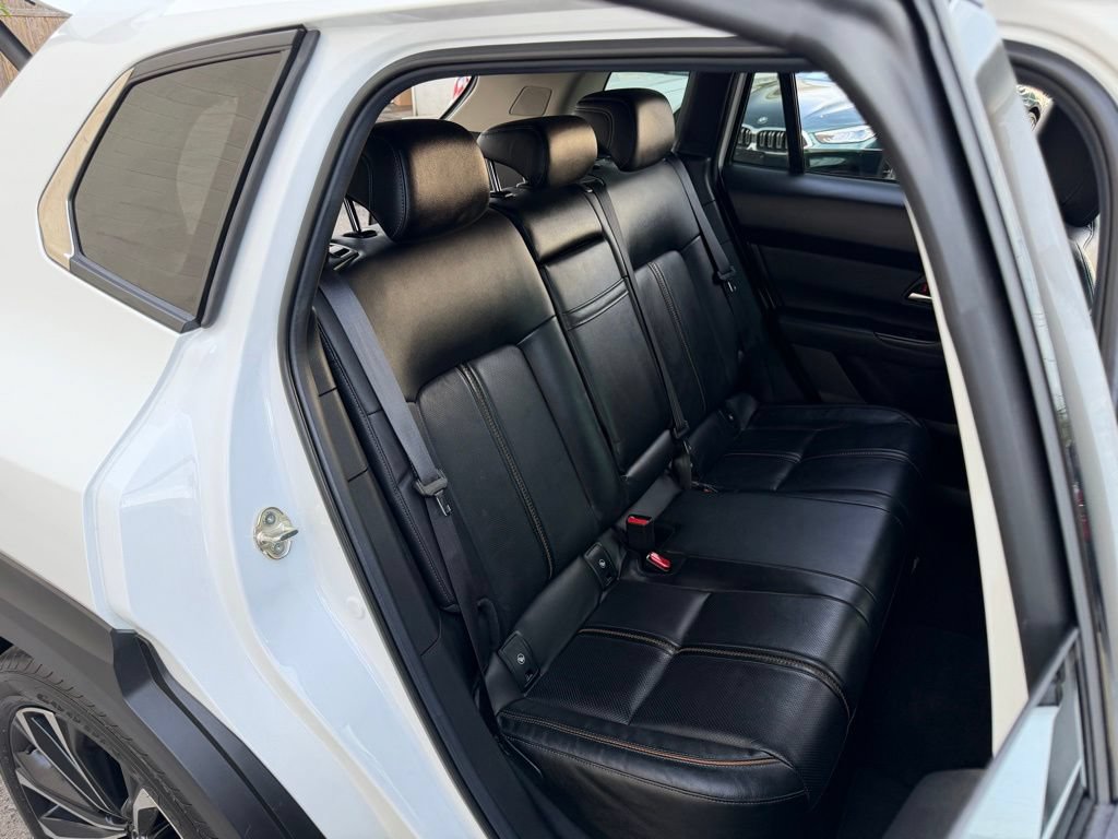 Used 2025 MAZDA CX-50 AWD 2.5 S w/ Premium Plus Pkg image 12