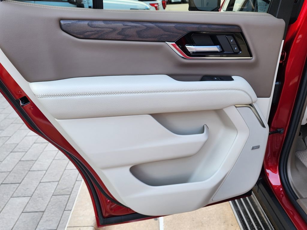 New 2026 GMC Yukon Denali w/ Denali Reserve Package AWD/4WD image 50