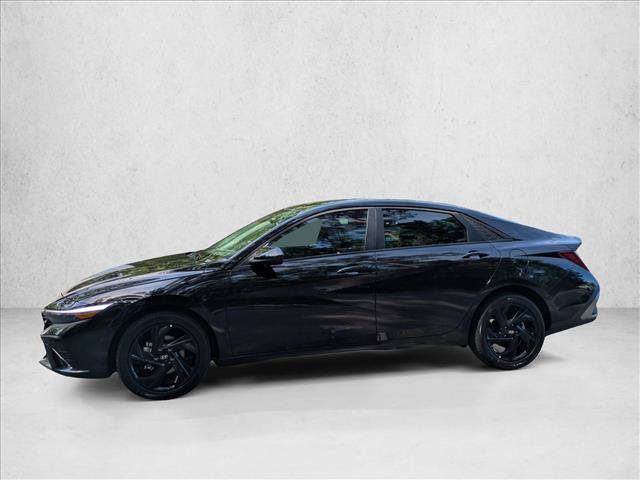 New 2026 Hyundai Elantra SEL Sport Premium FWD image 5