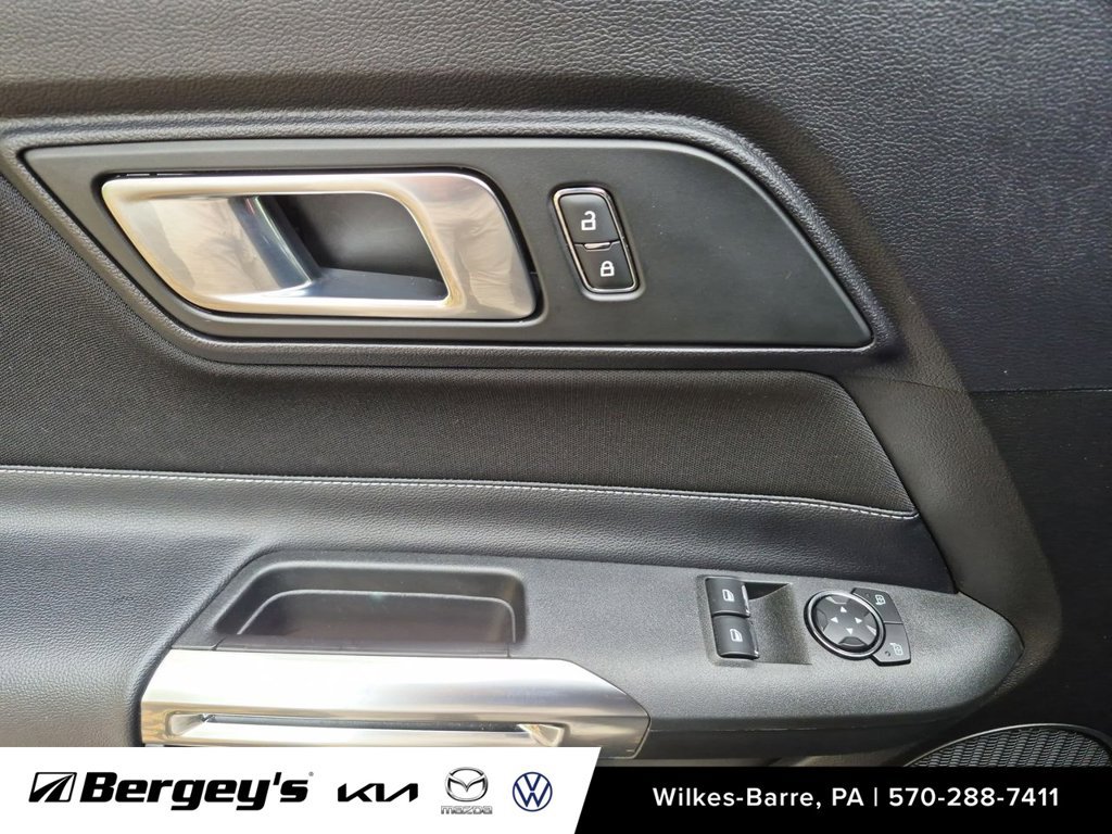 Used 2020 Ford Mustang GT RWD image 22