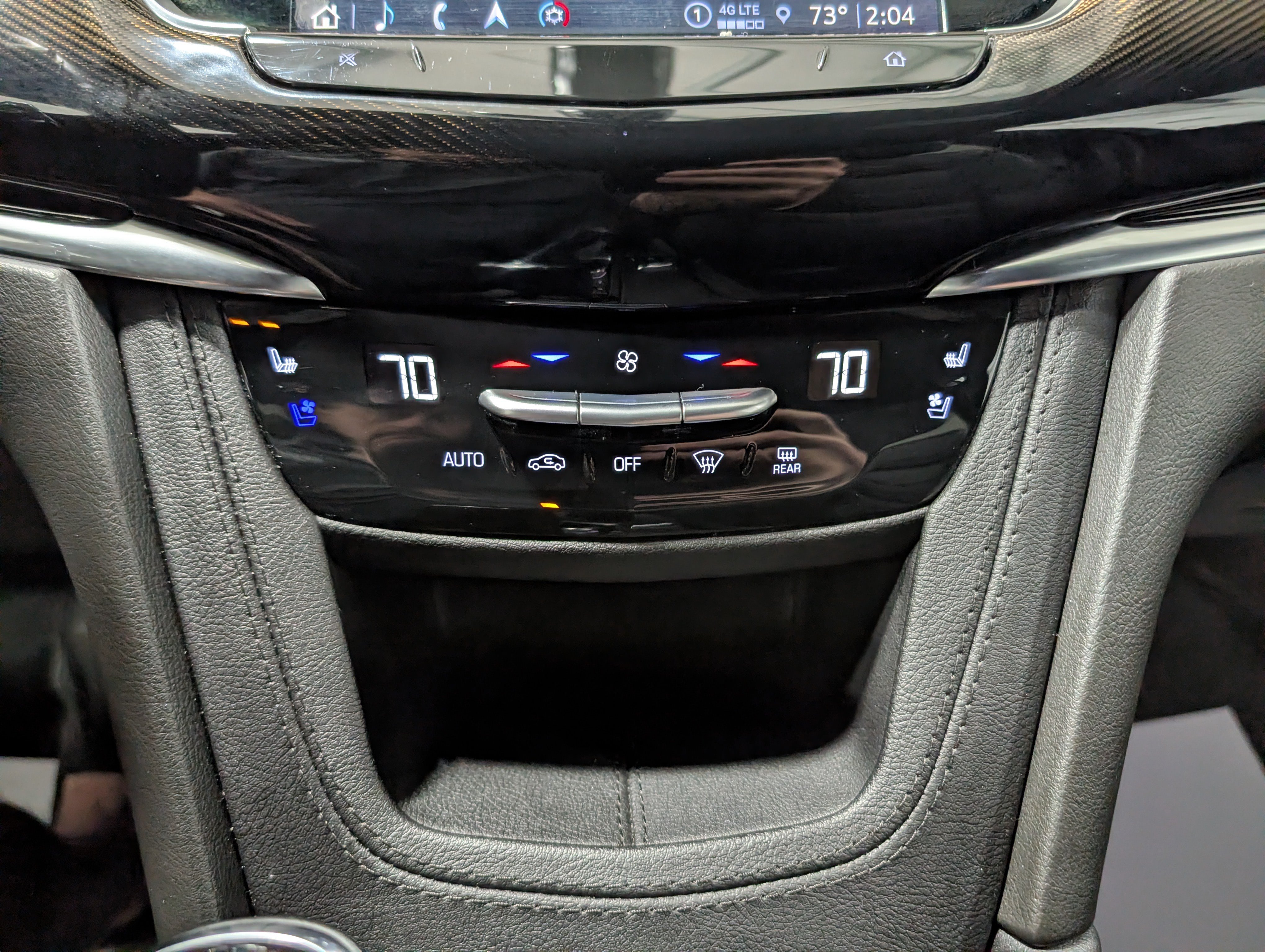 Used 2024 Cadillac XT6 Sport w/ LPO, ONYX Package AWD/4WD image 28