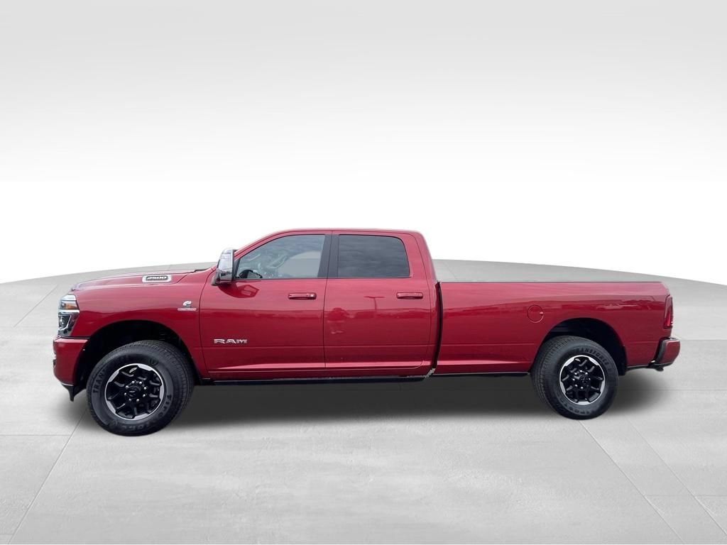 New 2026 RAM 2500 Laramie AWD/4WD image 16