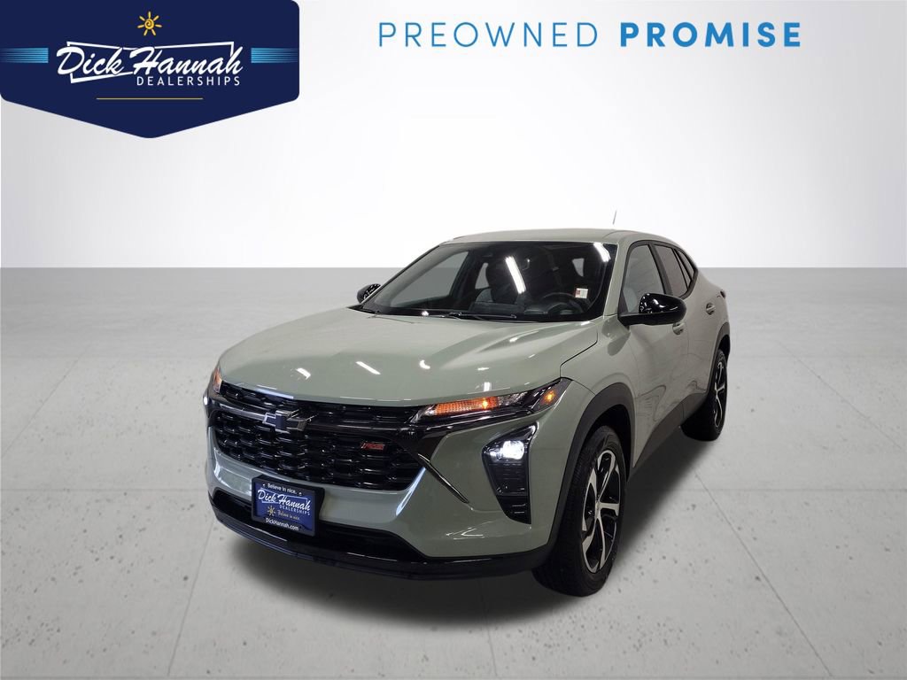 Used 2024 Chevrolet Trax RS FWD image 1