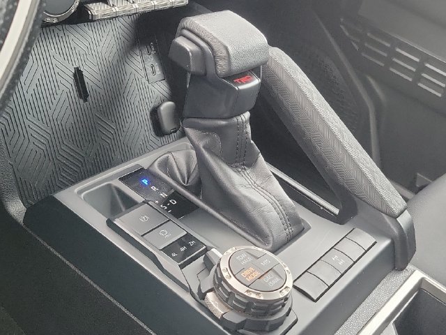 Used 2024 Toyota Tacoma TRD Off-Road AWD/4WD image 26