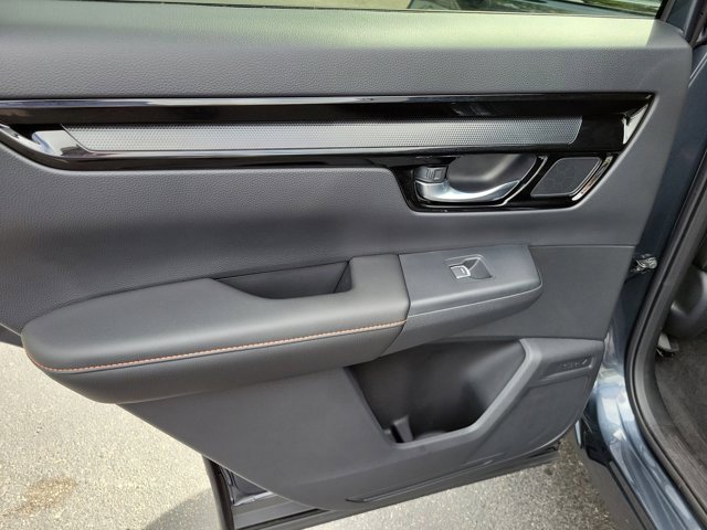 Certified 2025 Honda CR-V Sport Touring image 17