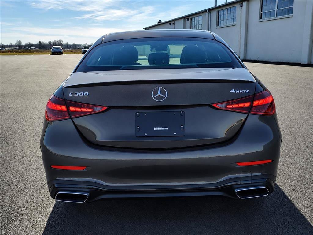Used 2024 Mercedes-Benz C 300 4MATIC Sedan image 7