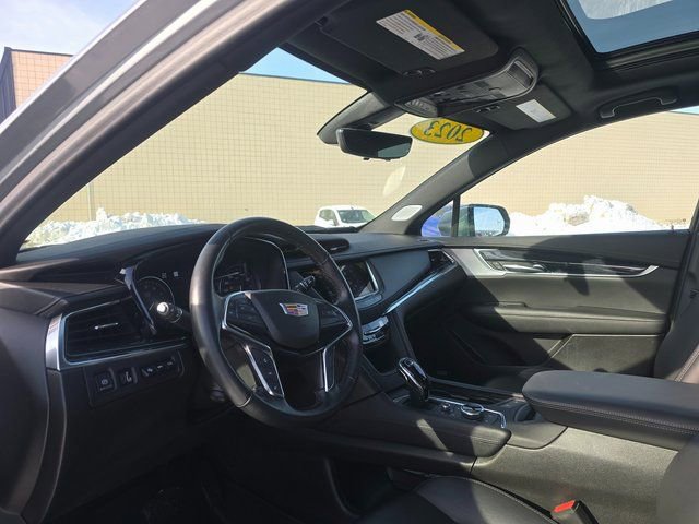 Used 2023 Cadillac XT5 Premium Luxury w/ Technology Package image 11