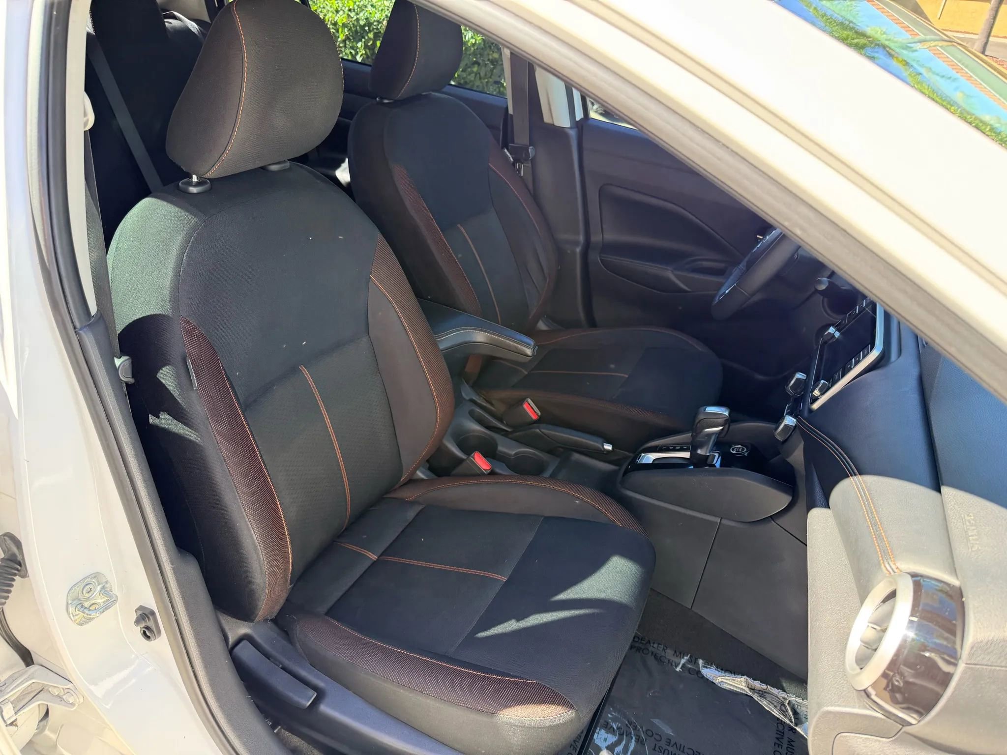 Used 2021 Nissan Versa SR w/ Convenience Package image 14