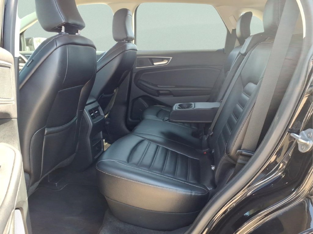 Used 2024 Ford Edge SEL AWD/4WD image 14