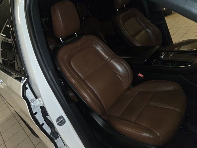 Used 2022 Lincoln Aviator Reserve image 26