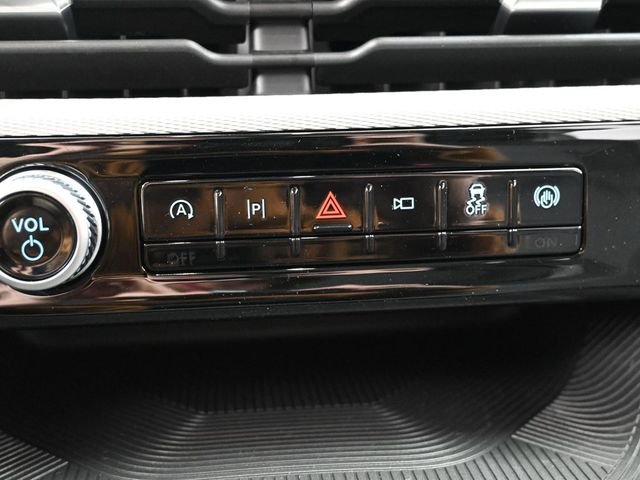 New 2026 Ford Explorer Active w/ Active Comfort Package image 21