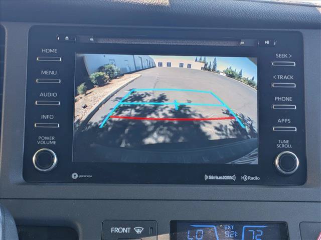 Used 2018 Toyota Sienna SE w/ Carpet Mat Package FWD image 14